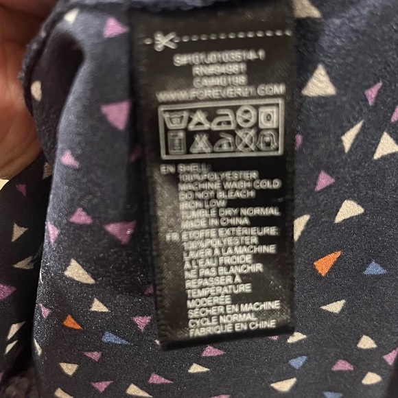 Knee-Length Multicolored Fit and Flare Dress - Picture 5 of 7